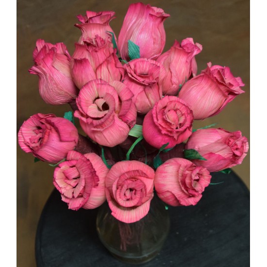 Dried Pink Corn Husk Roses - Closed Buds